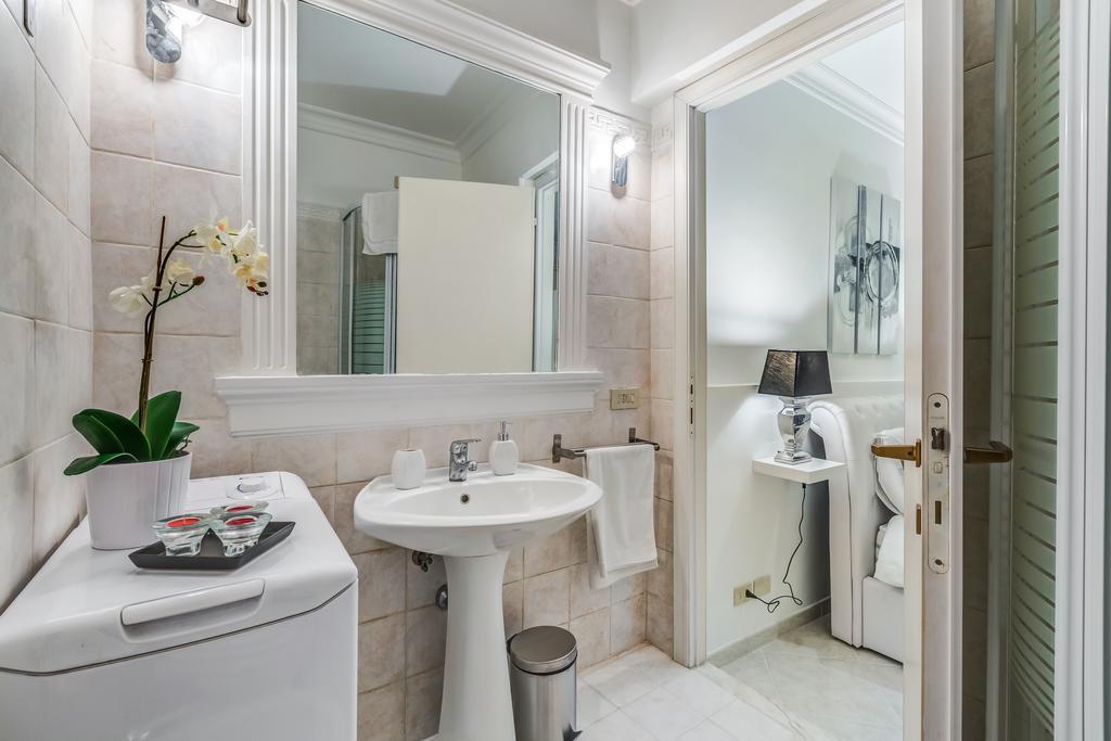Veneto Excelsior Suite Рим Номер фото